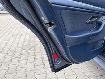 BMW 520I- sport paket - 19