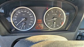 BMW X6, XDRIVE 50i, TAŽNÉ, PO SERVISU, BEZ INVESTIC - 19