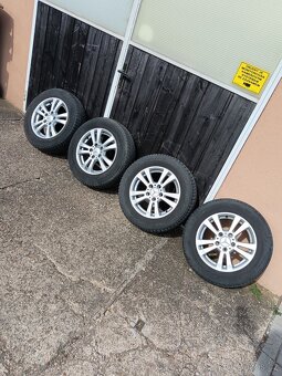Mercedes B150 - 19