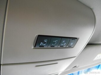 Chrysler Town & Country 3.6 RT LPG NAVI DVD 2013 - 19