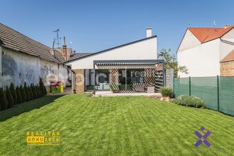 Prodej rodinného domu 4+kk 204 m2, pozemek 465 m2  - Blatnic - 19