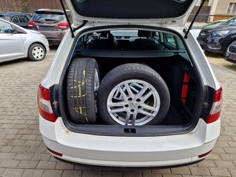 ŠKODA Octavia kombi, 2.0 TDi (110 kW), NEZ. topení, r.v.2020 - 19
