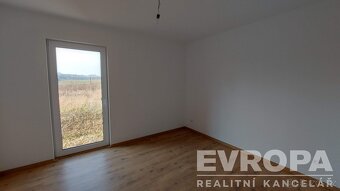 Novostavba rodinného domu 5+kk, pozemek 803m2, 15minut od ok - 19