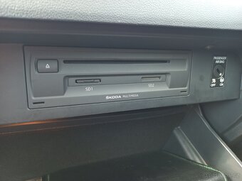 Škoda Octavia Combi RS 2.0 TDI 135 kW 19" XTREME - 19
