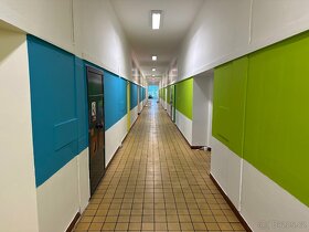 Stavební firma nabízí volné termíny - 19