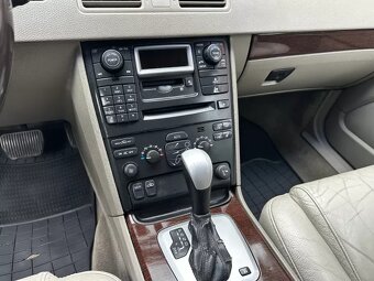 Volvo XC90 2.9 T6 200kW 4x4 AWD Benzín Automat Kůže Xenony - 19