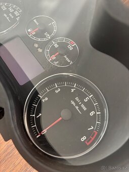 Zbytky Alfa Romeo - 19