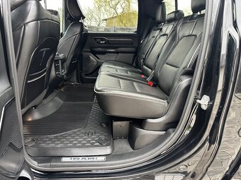 Ram 1500 Limited 2022 najeto 8 000km - 19