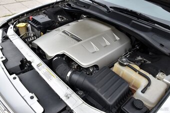 Chrysler 300C 3.0 CRD,XENONY,TEMP,DKLIMA,BOSTON,PDC,ALU18 - 19