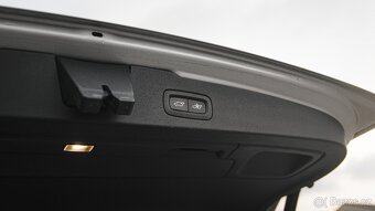 Volvo V90, D5 AWD 2,0/173kW DPH Tažné ČR - 19