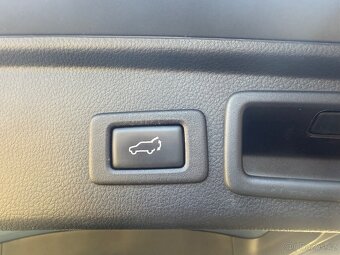 Prodám Subaru Forester 2.0 D-S CVT - 19