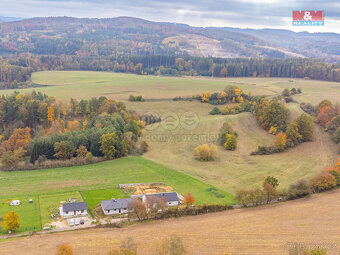Prodej pozemku k bydlení, 884 m², Postupice, ul. Pozovská - 19