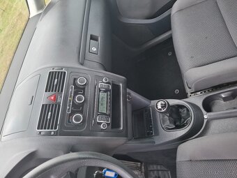 VW Touran 1.6 TDI 77kw Klima Model 2012 Nová Stk. - 19