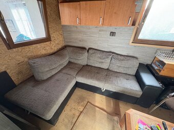 Prodám komody,skříně,kuchyň,botník,rohové sezení z masivu - 19