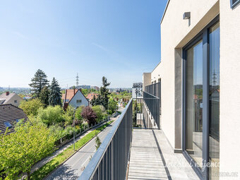 Pronájem bytu 2+kk, Za Černým mostem, Kyje, 22000 Kč/měs, 42 - 19