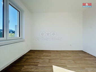 Pronájem bytu 3+1, 78 m², Klatovy, ul. Měchurova - 19