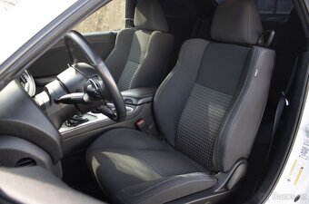 Dodge Challenger 5,7 HEMI RT - 19