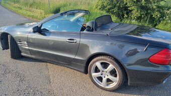 Mercedes-Benz SL500 - 19
