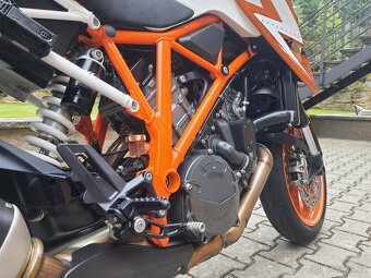 KTM 1290 Super Duke R - TOP STAV + VÝBAVA - 1. MAJITEL 185.0 - 19