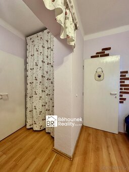 3+kk 90 m², 2 x lodžie, garáž, zahrada, možné využít jako 2  - 19