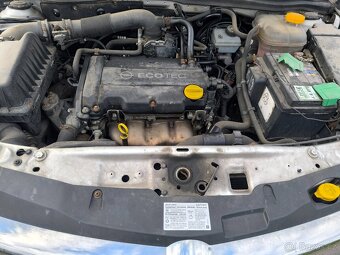 Opel Astra, 1.4i66KW,PĚKNÁ,SERVISKA,VÝBAVA - 19
