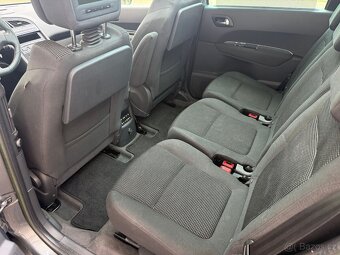 Peugeot 5008, 1.6HDI, 82kw Automat Velká Výbava - 19