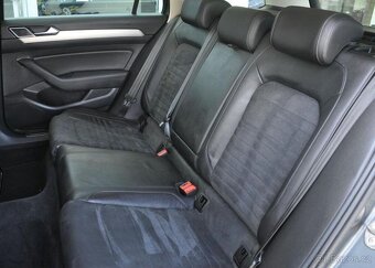 Volkswagen Passat 2.0TDi ACC NAVI LED TAŽNÉ - 19