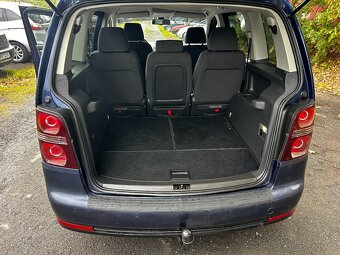 Volkswagen Touran 1,9 TDi 77kW, r.v. 2008, 7 míst - 19