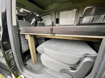VW Caddy 2.0 tdi - TOP stav CAMPER úprava - 19