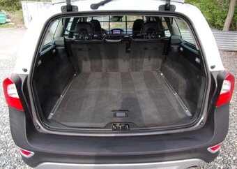 Volvo XC70 2.4D158kW4x4 TAŽNÉ Z. 192000KM nafta automat - 19