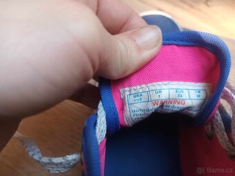 Barefoot boty a Tarmak 33, Hellys koloboty 33 - 19