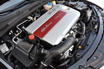 Alfa Romeo 159 2.4 JTDm 20V Q4 6st Sportwagon,KŮŽE,XENONY - 19