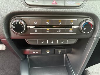 Kia Ceed SW 1.5T-GDI,118kW,Spin,ČR,DPH,TOP,kamera - 19