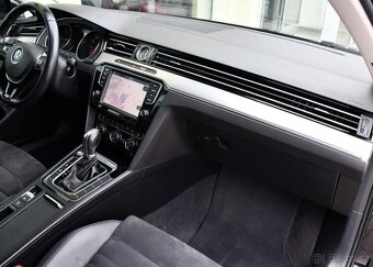 Volkswagen Passat 2.0TDi 140kW 4M HIGHLINE ČR - 19