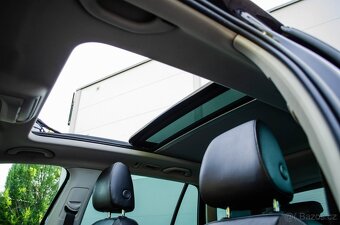 Škoda Octavia Combi 2.0 TDI Elegance/Style DSG - 19