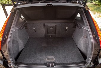 Volvo XC40 P8 TwinMotor AWD 300kw - 19