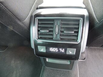 Škoda Superb Combi 2.0TSI,206KW,4x4,DSG,2018,1maj.ČR,-21%DPH - 19