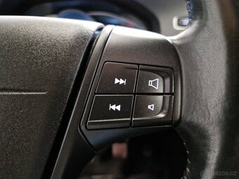 Volvo V60 D4 120kw-1.Majitel-Led-Xenon-Tažné Zařízení - 19