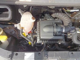 Renault Master 2,5 2008 - 19