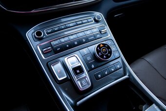 Hyundai Santa Fe 2023 - 19