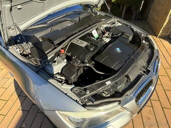 BMW 318i 105kW E91 AT6° Bi-Xenony PANORAMA /2010-229.802km/ - 19