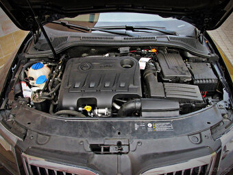 KRÁSNÝ ŠKODA SUPERB 2.0TDi -103Kw, FACELIFT, AUTOMAT DSG - 19