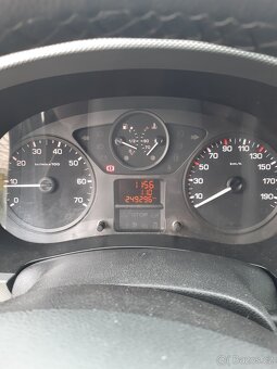 Citroën berlingo 1.6 hdi - 19