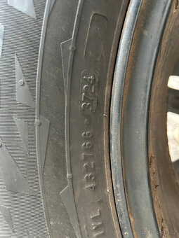 Toyota Hilux kompletni kola zimní pneu 265/60R18 - 19