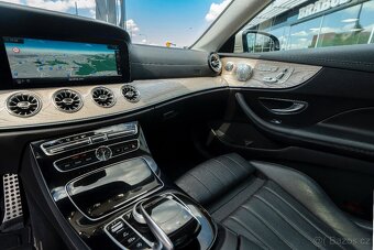 Mercedes E400 4Matic Coupé (C238, W213) 245kW, FULL výbava - 19