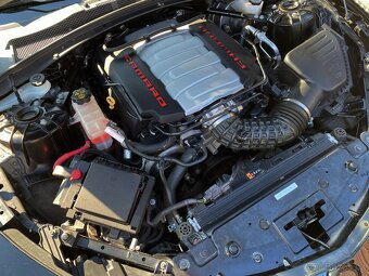 Predám Chevrolet Camaro 6,2 V8 LT1 - 2020 - 19
