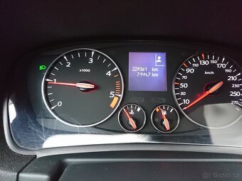 Renault Laguna 3,1.5dCi,81KW,KŮŽE,NAVI,R.V.2012 - 19