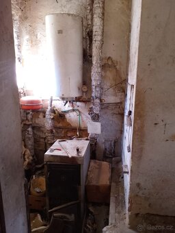 Lukavec  -  Rodinný dům, pozemek 4050 m² - 19