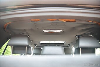 VW Golf R32 Manual - original stav - kosmetické vady - 19