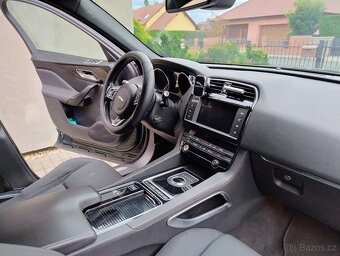 Jaguar F-Pace 300d- V6, 221kw 4x4 - 19